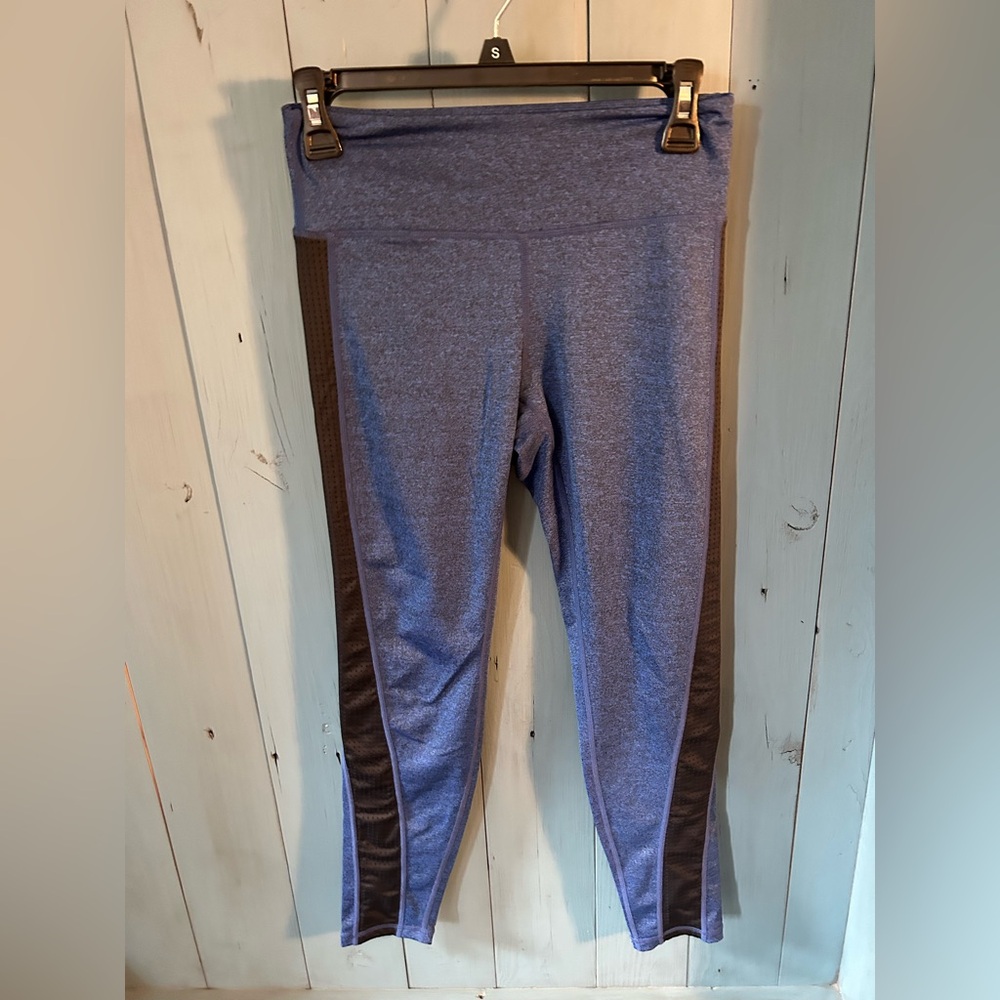 GWPL Blue Camouflage Sports Bra and Leggings Set | Women’s Size Small - Picture 4 of 7